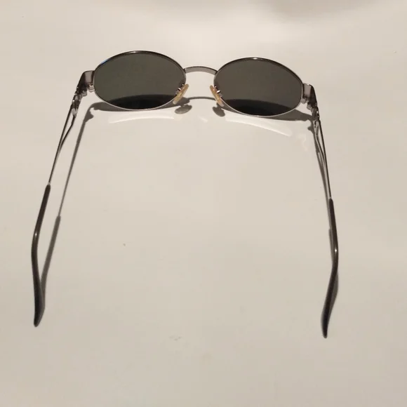 Yves Saint Laurent 1990 Women's Vintage Sunglasses - Picture 10 of 16